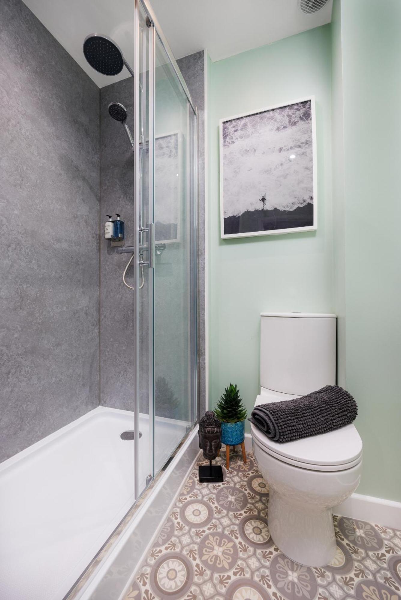 Boujis Central Plymouth Apartment - Sleeps 4 - Habita Property Exteriér fotografie